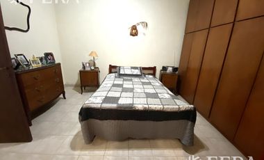 Venta de Casa 3 ambientes con jardín en Villa Domínico