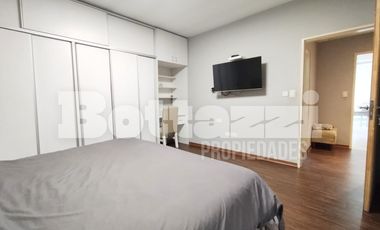 Moderno  PH 4 Ambientes con patio y terraza –  Excelente ubicación