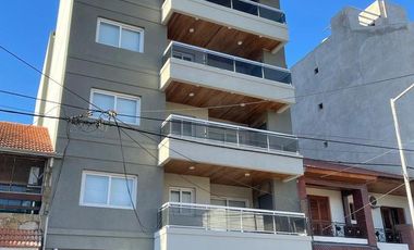 Venta de departamento 3 ambientes en Wilde (25592)