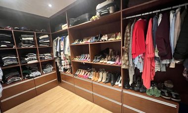 Casa en venta Cadaques (Funes Hills)