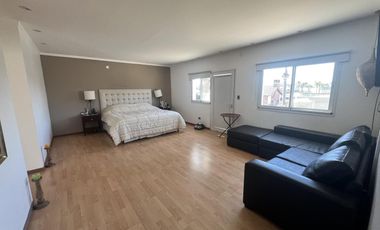 Casa en venta Cadaques (Funes Hills)