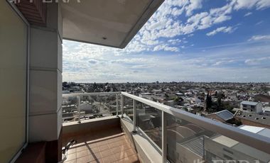 Venta departamento 3 ambientes con balcón en Wilde