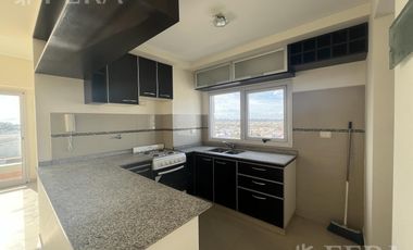 Venta departamento 3 ambientes con balcón en Wilde
