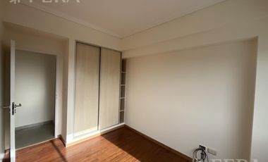 Venta departamento 3 ambientes con balcón en Wilde