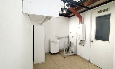 HERMOSA  CASA EN VENTA CON VISTA PANORÁMICA AL VALLE