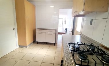 HERMOSA  CASA EN VENTA CON VISTA PANORÁMICA AL VALLE