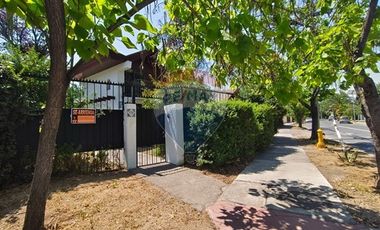 Amplia y comoda casa en Vitacura