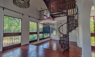 Amplia y comoda casa en Vitacura