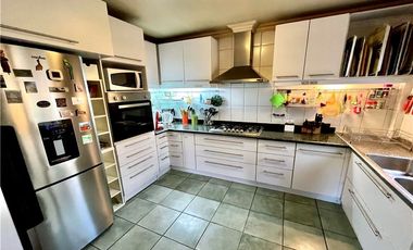 Amplia casa Pedro de Valdivia Norte