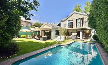 Casa en condominio-venta en Lo Barnechea