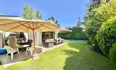 Casa en condominio-venta en Lo Barnechea