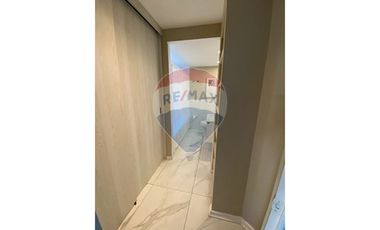 ARRIENDO AMOBLADO A PASOS DE LOS LEONES