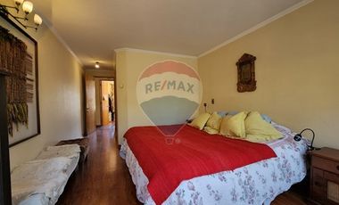 Arriendo casa con jardín y piscina en Chicureo