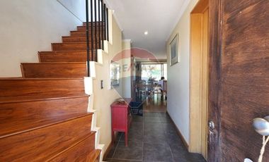 Arriendo casa con jardín y piscina en Chicureo