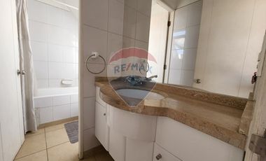 Arriendo casa con jardín y piscina en Chicureo