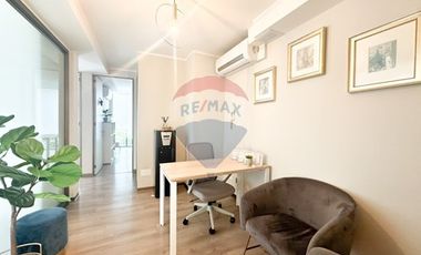 Oficina en Arriendo Antonio Bellet(3P+2B+1E)