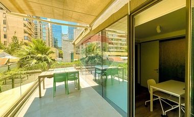 Oficina en Arriendo Antonio Bellet(3P+2B+1E)