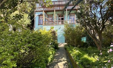 Casa en venta con gran terreno en Valparaíso