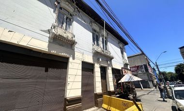 Venta de edificio con locales comerciales en Valparaíso