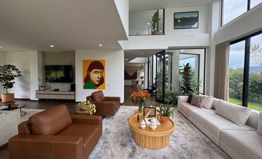 Vendo casa en Macadamia del Río, La Calera