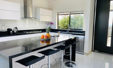 VENDO CASA LA CALERA - CASA DE CAMPO