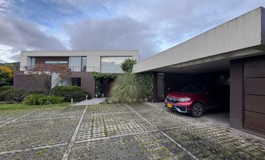 Vendo grandiosa casa en Casa de Campo, La Calera