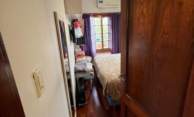 Departamento 3 ambientes en semipiso reciclado con 2 cocheras en venta - Wilde