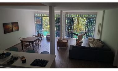 VENTA CASA CAMPESTRE SABANETA