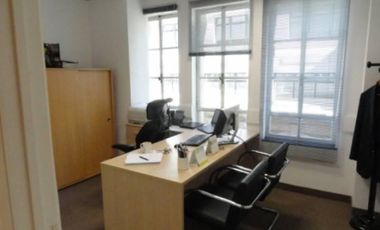 Oficinas instaladas, en excelente estado, listas para ocupar con muy baja inversiu00f3n inicial.