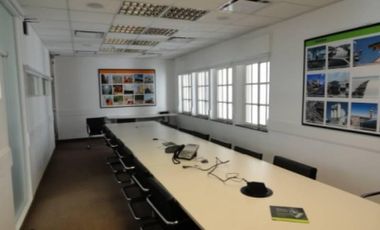 Oficinas instaladas, en excelente estado, listas para ocupar con muy baja inversiu00f3n inicial.