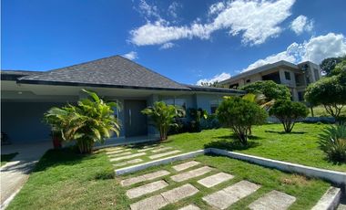 SE VENDE O ARRIENDA CASA EN EL CORREGIMIENTO DE BONDA, SANTA MARTA