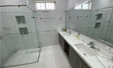 SE VENDE O ARRIENDA CASA EN EL CORREGIMIENTO DE BONDA, SANTA MARTA