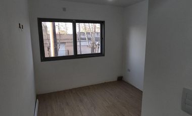 Venta 2 dormitorios centro - Cañada De Gomez