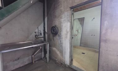 Galpón - Luis Guillon