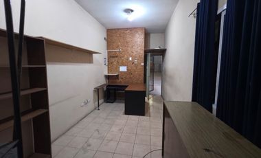 Galpón - Luis Guillon