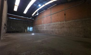 Galpón - Luis Guillon