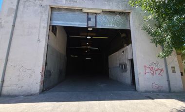 Galpón - Luis Guillon