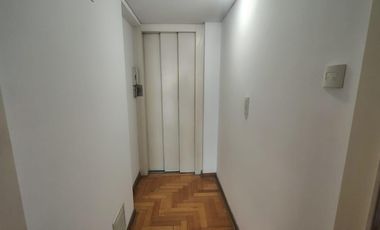 Alquiler departamento 4 ambientes con cochera en Caballito