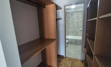 Alquiler departamento 4 ambientes con cochera en Caballito