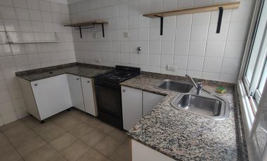 Alquiler departamento 4 ambientes con cochera en Caballito