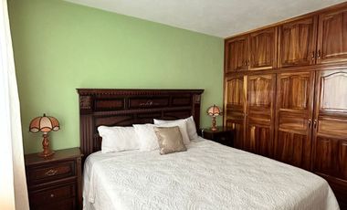 Casa en RENTA totalmente amueblada