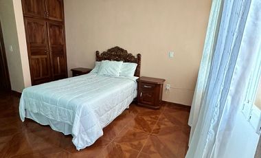 Casa en RENTA totalmente amueblada