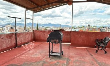 Casa en RENTA totalmente amueblada