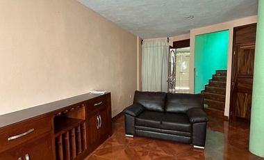 Casa en RENTA totalmente amueblada