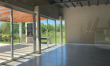 Departamento - Altos De Benavidez