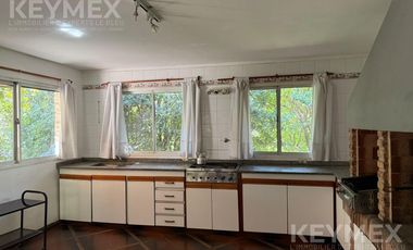 Casa en barrio privado 