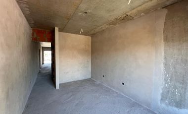 Departamento de dos ambientes amplio a la venta en el Centro de Wilde