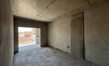 Departamento de dos ambientes amplio a la venta en el Centro de Wilde