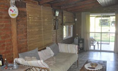 Venta de casa en Moreno