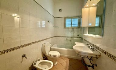 Casa en Venta de 4 dormitorios en Centro Rosario